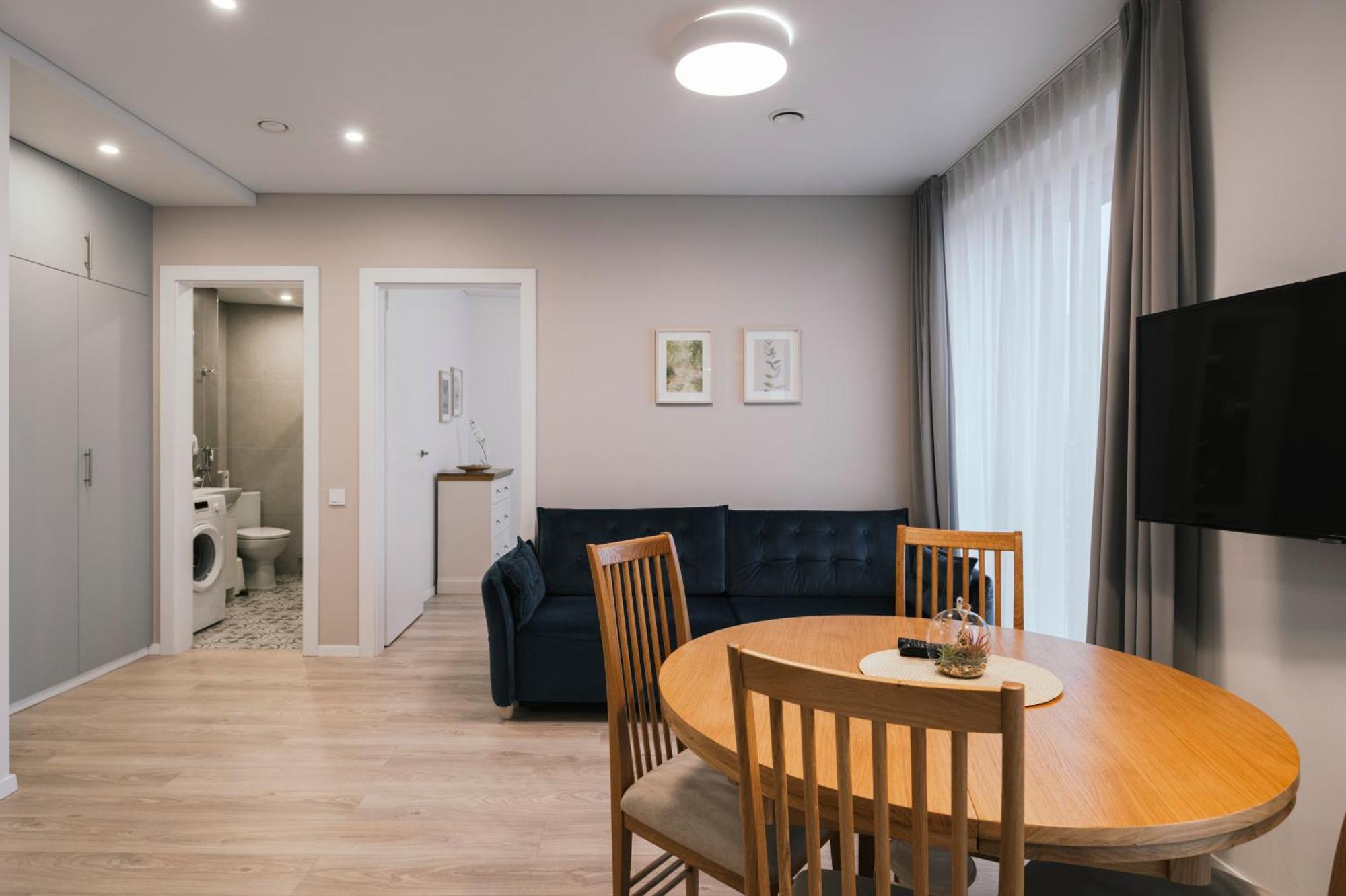 וילנה J14A I Rooms & Apartments Automated Self Check-In מראה חיצוני תמונה